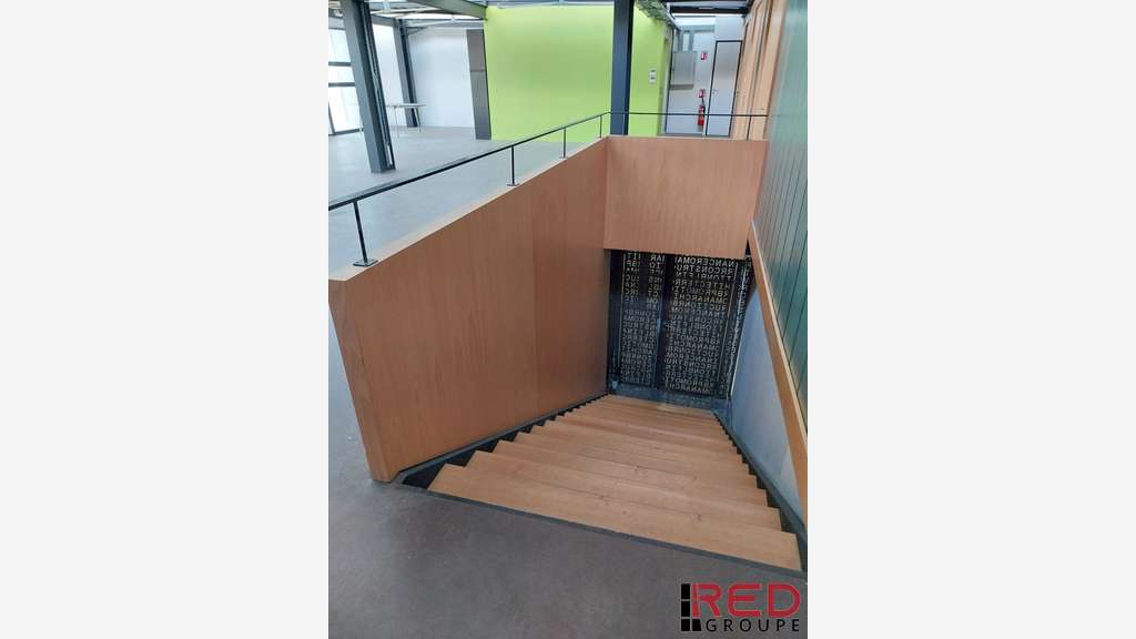Vente bureaux 256m² + parking Marseille St Antoine
