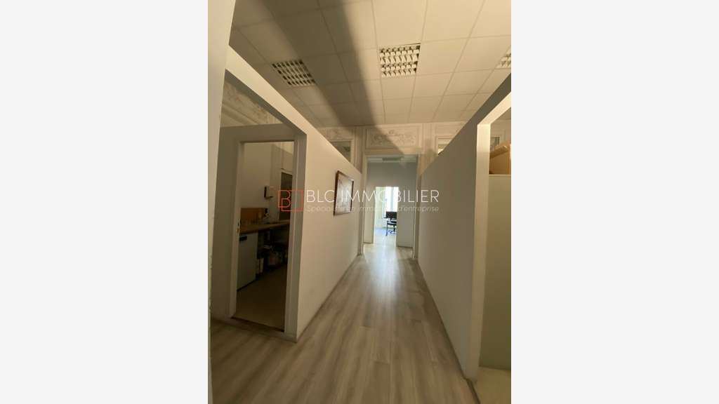 Bureaux 210m² à vendre à Marseille 6e