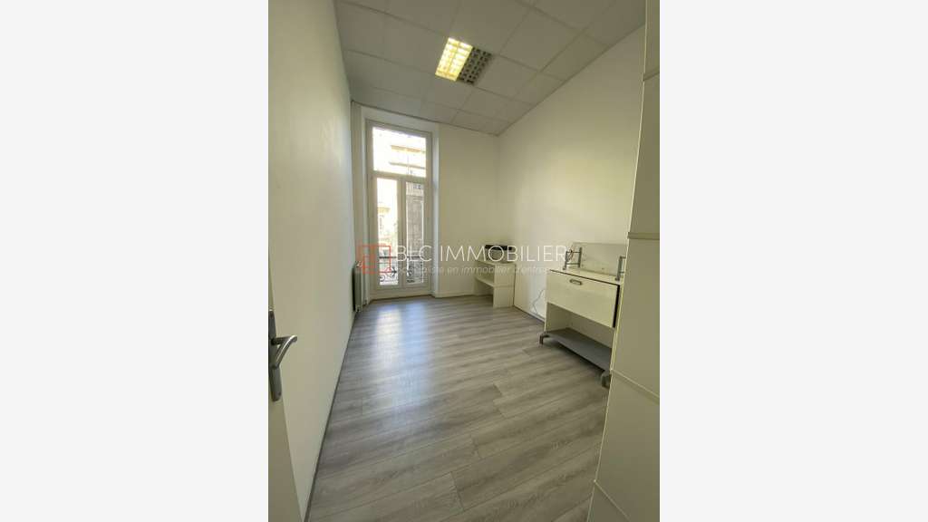 Bureaux 210m² à vendre à Marseille 6e