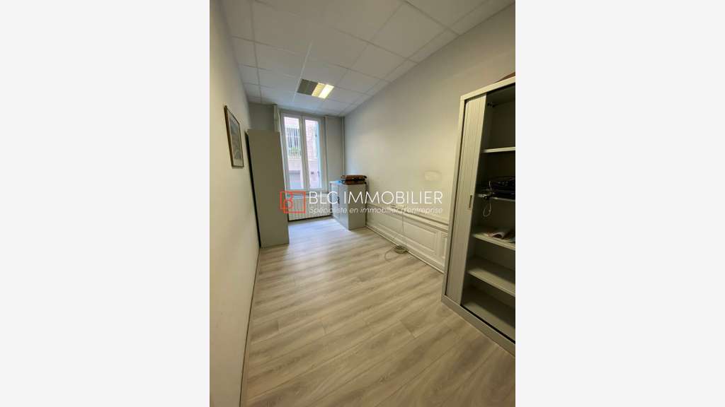 Bureaux 210m² à vendre à Marseille 6e