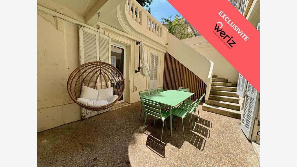 AV bureaux atypiques de 218m² à Marseille 13006