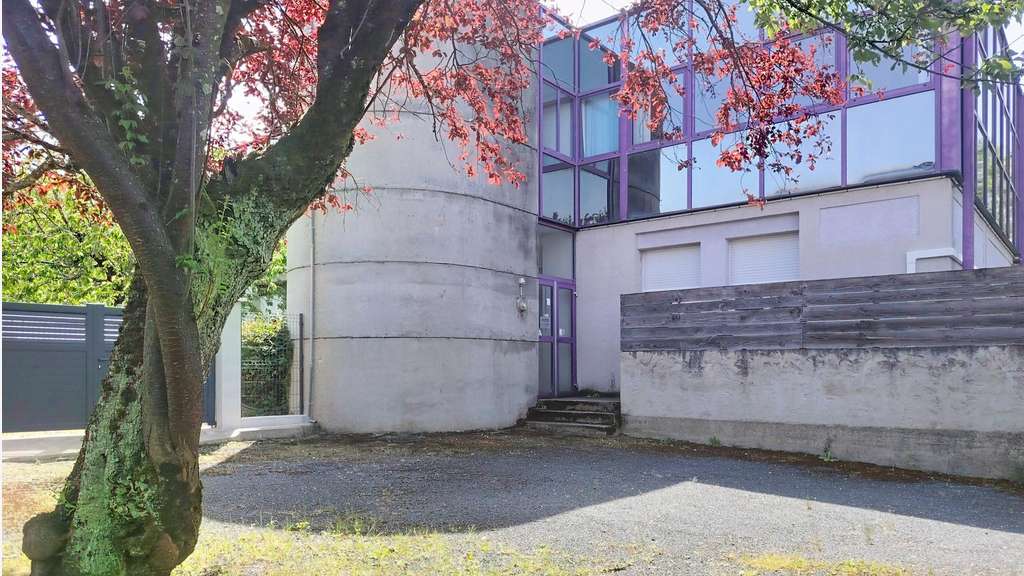 Vente bureaux lumineux de 252m² à Mazamet