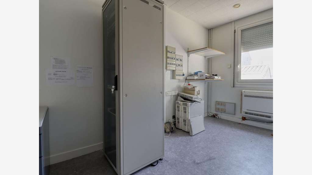 MAZAMET - Immeuble de bureaux d'environ 575 m²