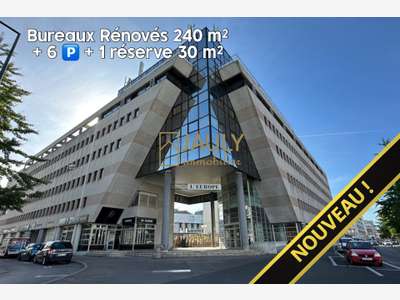 AV Bureaux rénovés 240m² + local + parkings Meaux