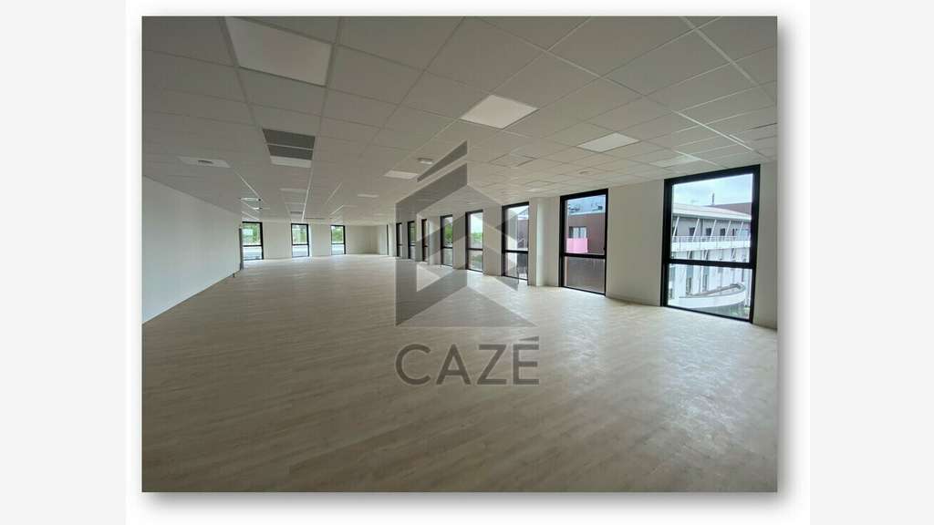 Vente bureaux 244m² R+2 Mérignac proche clinique