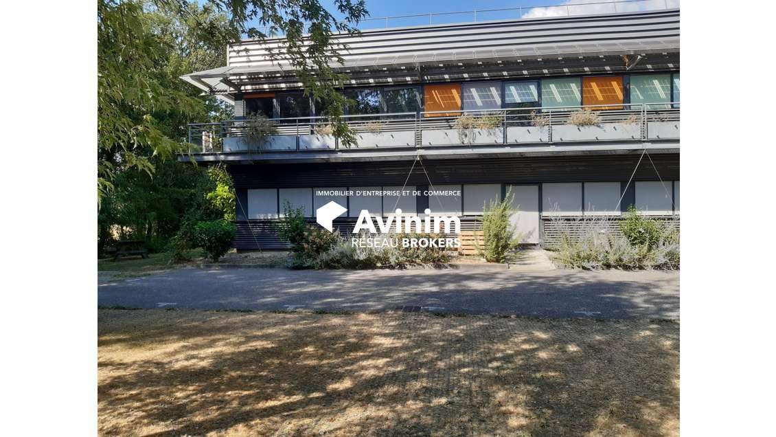 Local 78 m² à vendre Savoie Hexapole