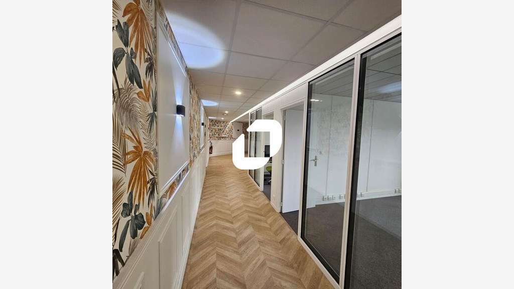 Vente Bureaux 228m² Meudon la foret