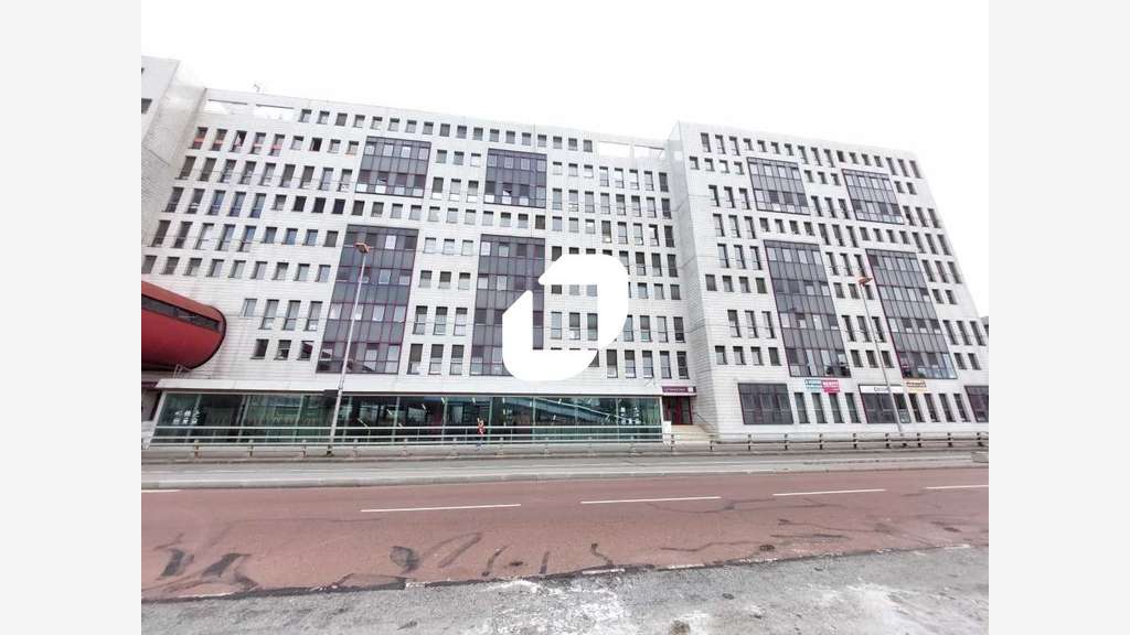 Vente Bureaux 772m² Montigny le bretonneux