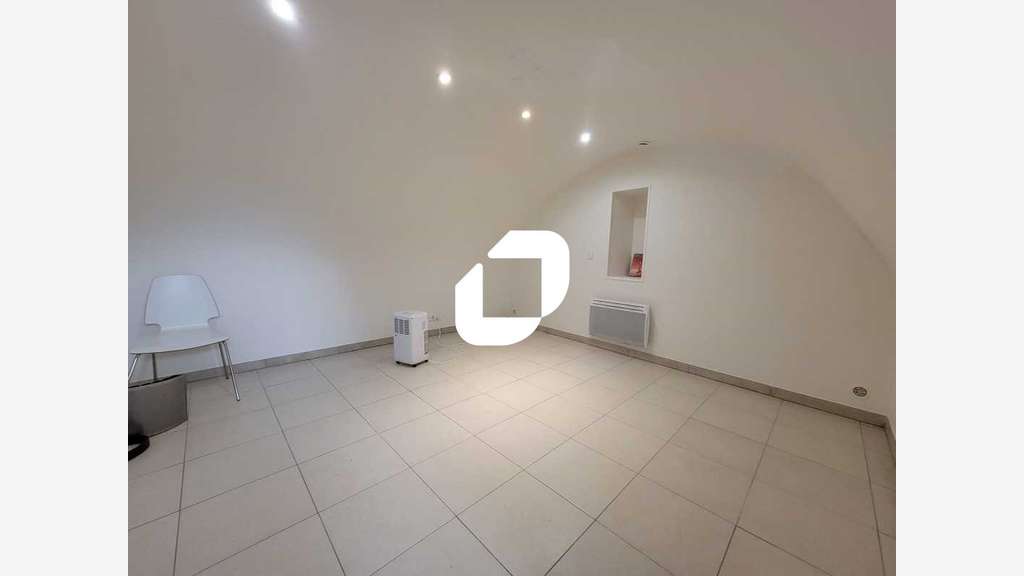 Vente Bureaux 83m² Montlhery