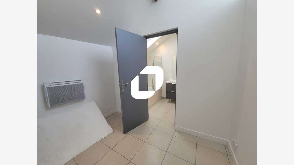 Vente Bureaux 83m² Montlhery