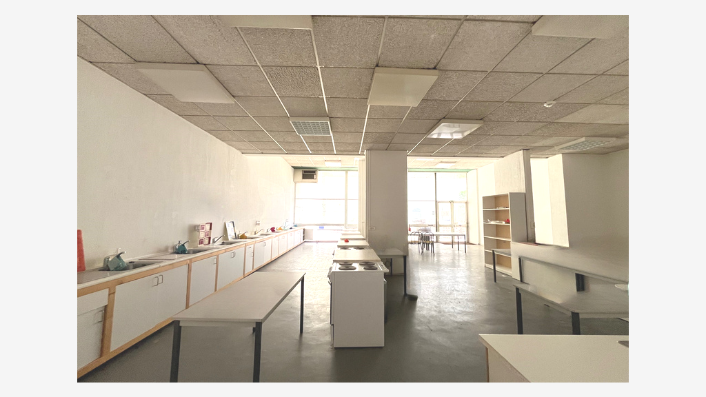 Vente bureaux 113m² RDC à Montpellier Antigone