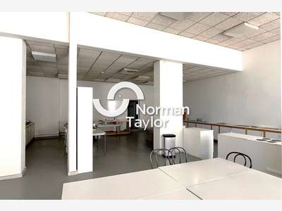 Vente bureaux 113m² RDC à Montpellier Antigone