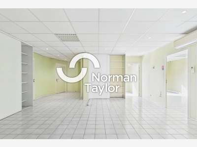 Local 214m² à vendre à Montpellier Celleneuve