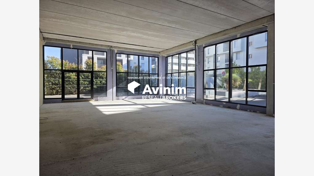 Bureaux 182.46m² à vendre à Montpellier Parc 2000