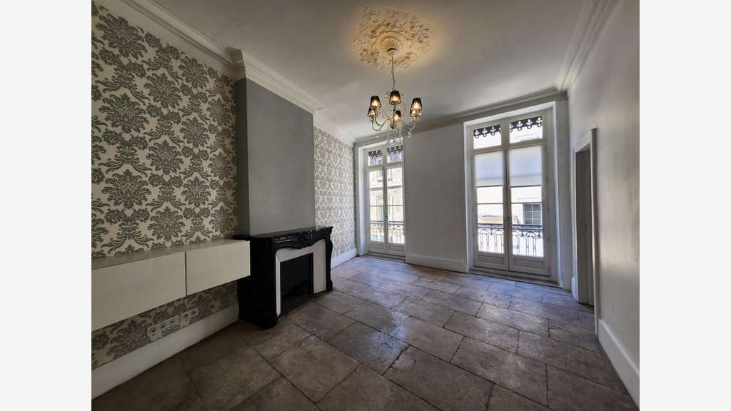 Vente bureau 88m² Montpellier (Comédie) 325 500 €