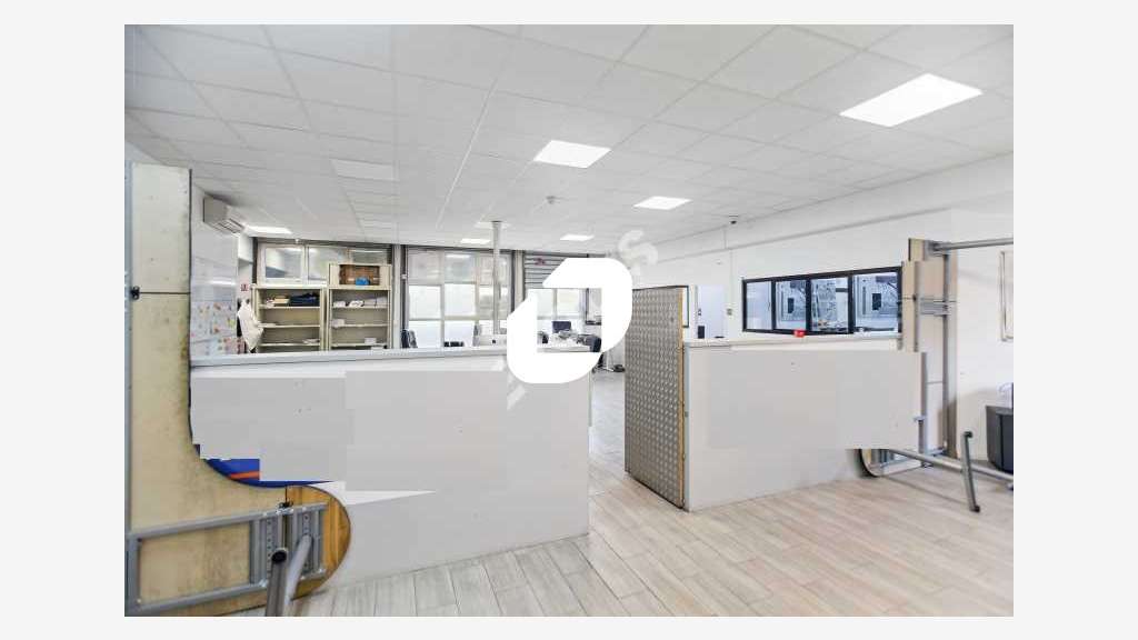 Vente Bureaux 444m² Montreuil