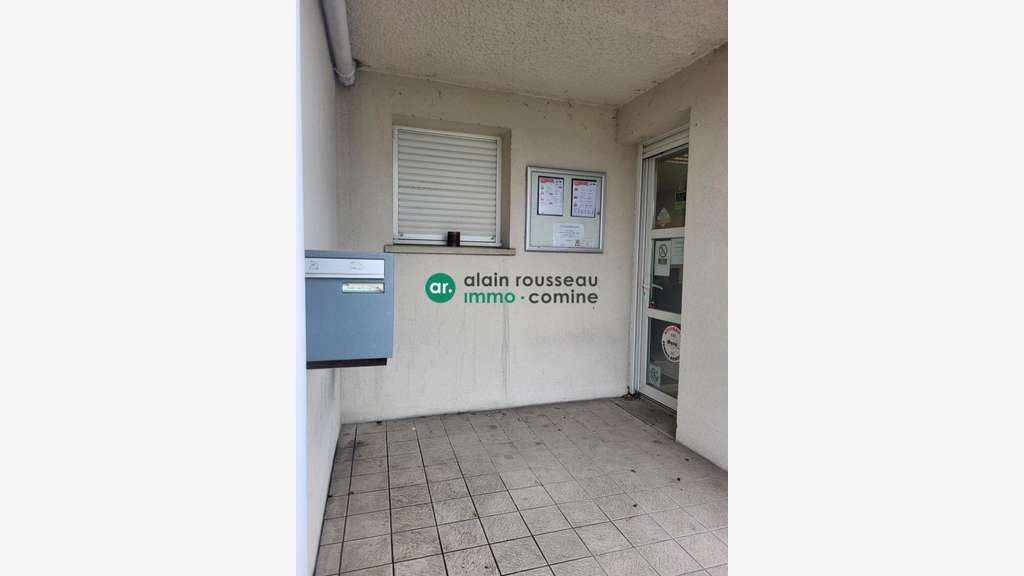 A vendre invest local 56m² tertiaire Angers Nord