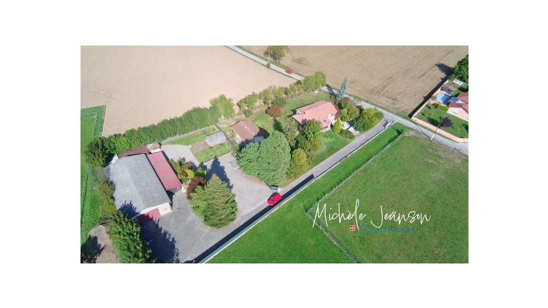 À VENDRE - Bâtiment avec fort potentiel d