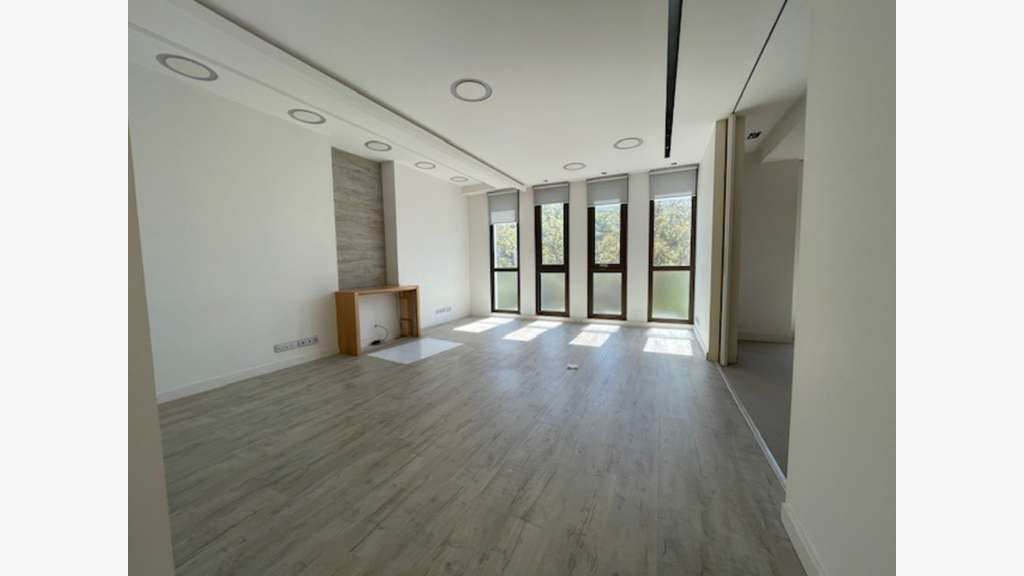 Très beau bureau  56m² à vendre à Mougins
