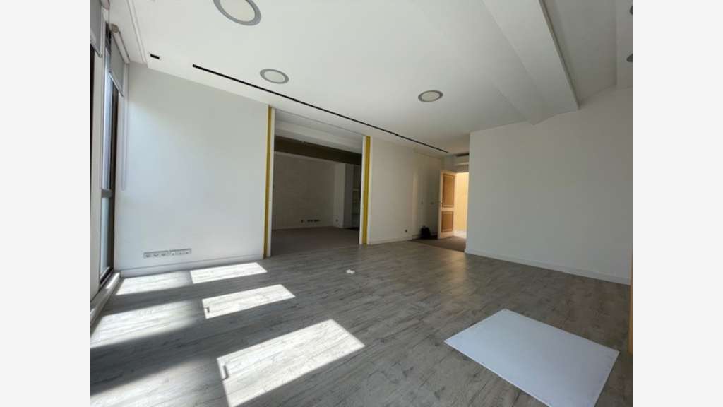 Très beau bureau  56m² à vendre à Mougins