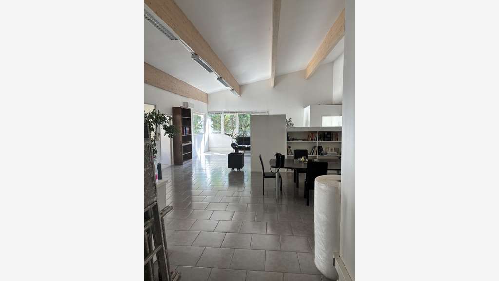 Bureaux 143m² à vendre libres à Mougins