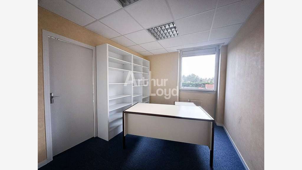 Bureaux 209m² à vendre à Mouilleron-le-Captif