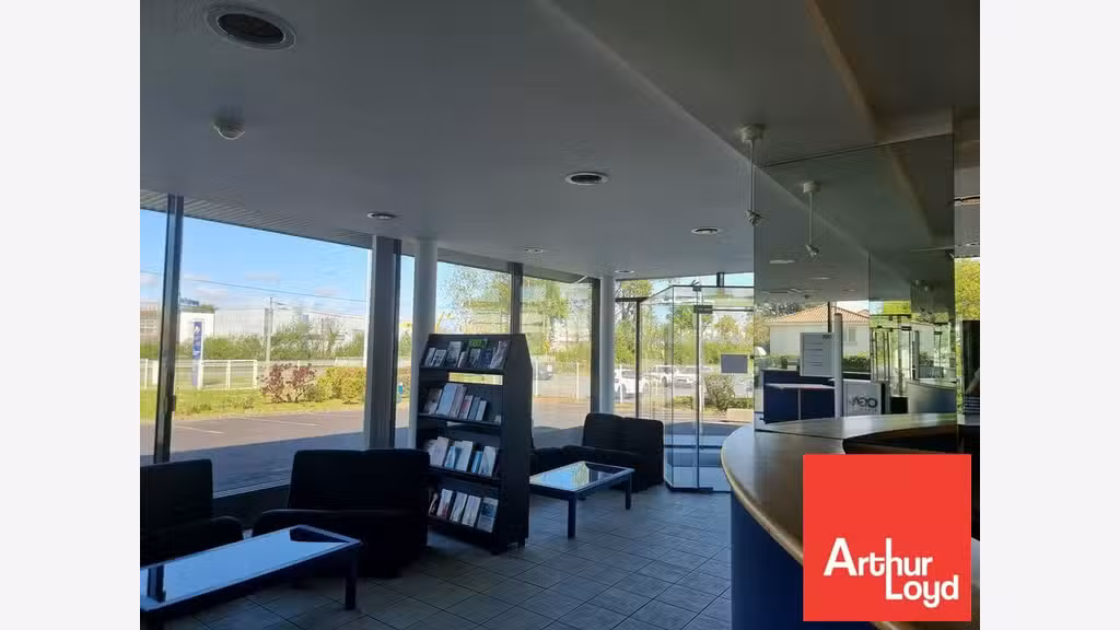 Bureaux 960m² à vendre à Mouilleron-le-Captif 