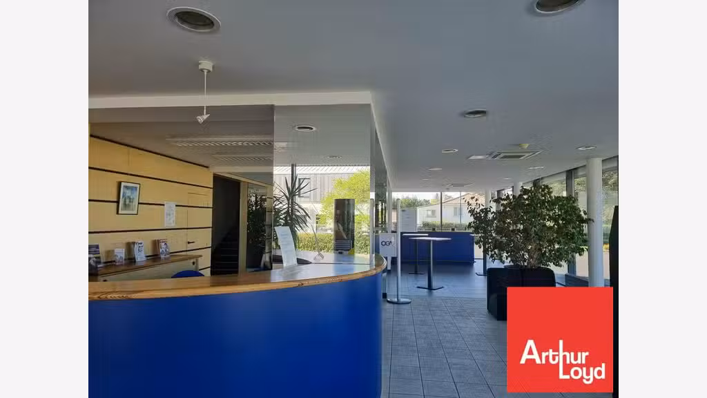 Bureaux 960m² à vendre à Mouilleron-le-Captif 