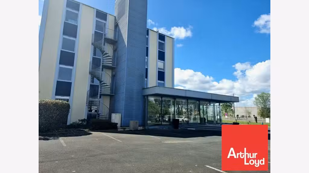 Bureaux 960m² à vendre à Mouilleron-le-Captif 