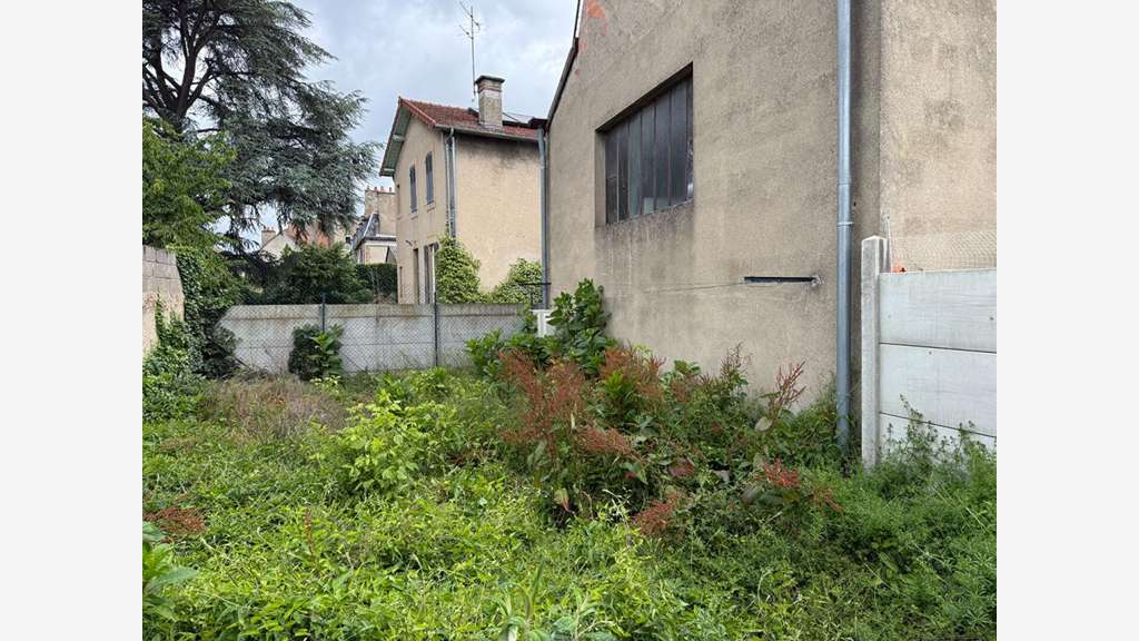 Vente bureaux 112m² axe très fréquenté de Moulins 