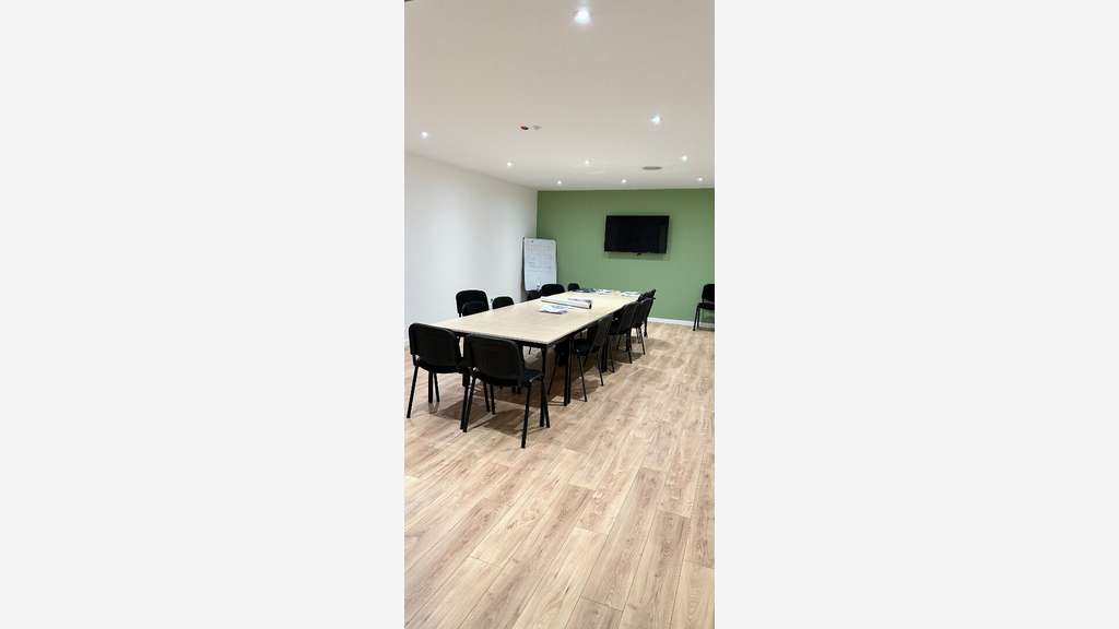 Vente bureaux de 280m² prox commerces Murs-Erigné