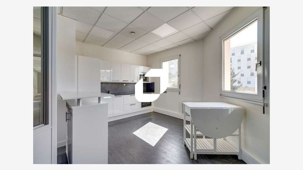 Vente Bureaux 472m² Nanterre