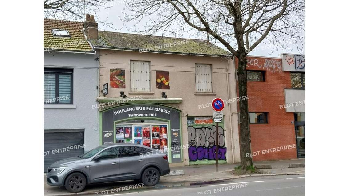 À vendre bureaux 140m² à Nantes République 
