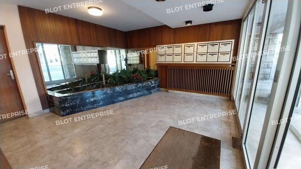 À vendre bureaux 62m² RDC à Nantes