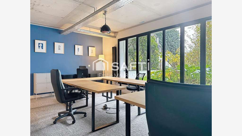 Plateau de bureaux à deux pas de l'Ile Versailles