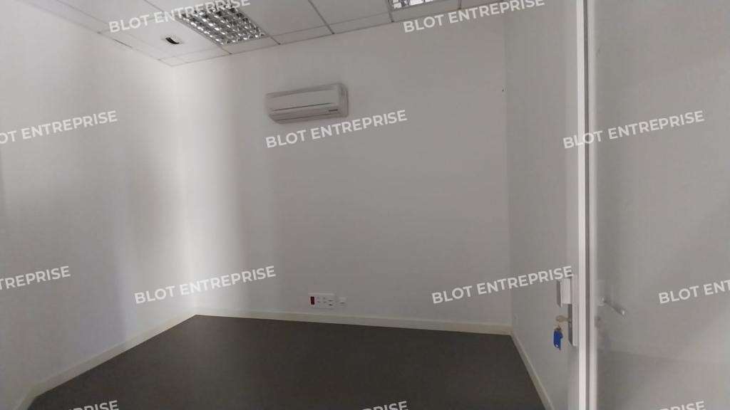 A vendre bureaux locaux commerciaux 205m² Nantes