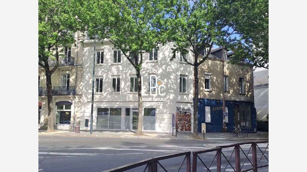 Vente immeuble bureaux 225m² Nantes République