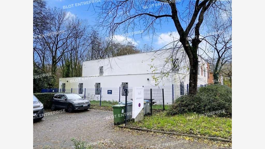 À VENDRE - BUREAUX 600 m² - NANTES