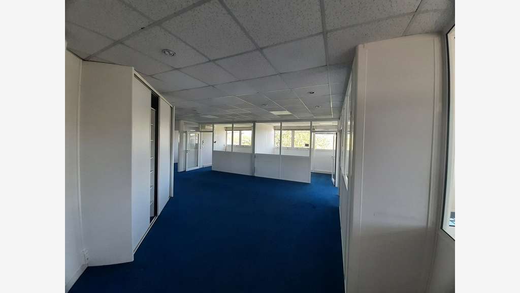 A vendre bâtiment de bureaux 550m² sur Nantes Est 