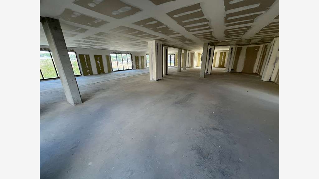 Vente bureaux neufs 102m² R+1 à Bordeaux Brazza