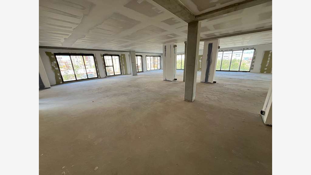 Vente bureaux neufs 102m² R+1 à Bordeaux Brazza