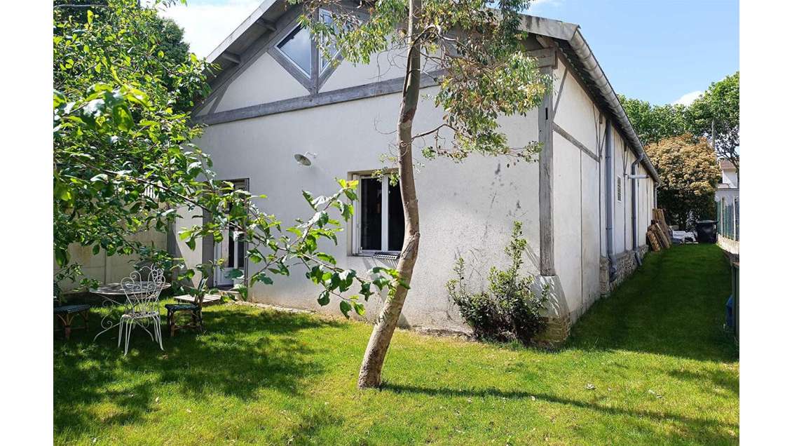 Vente local d'activité 160m² à Neuilly-Plaisance