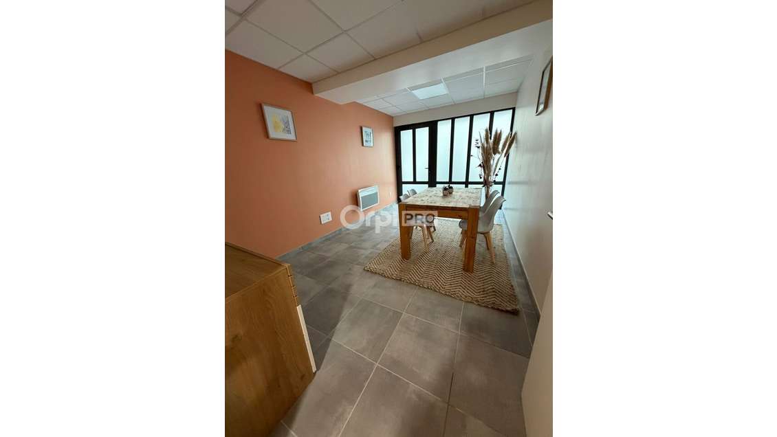 Bureaux 80m² à vendre maison historique de Nevers