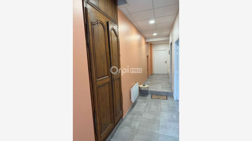 Bureaux 80m² à vendre maison historique de Nevers