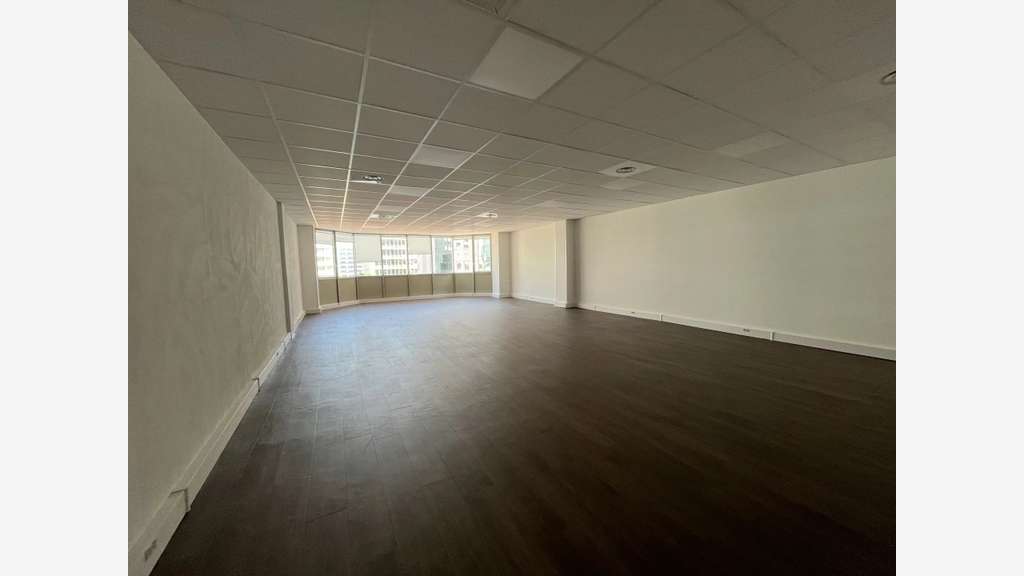 A vendre bureaux 91.45m² secteur Nice Arenas