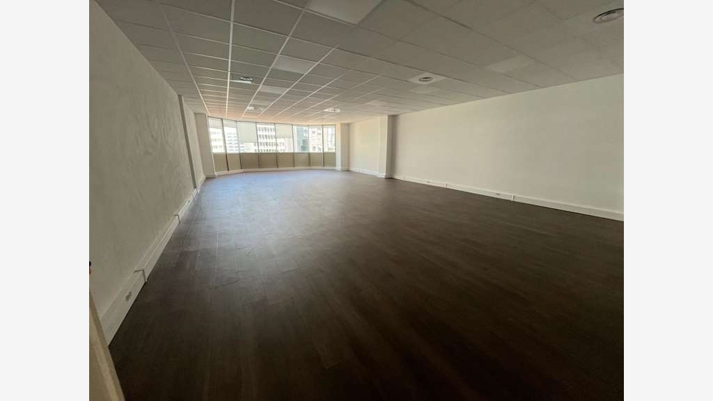 A vendre bureaux 91.45m² secteur Nice Arenas
