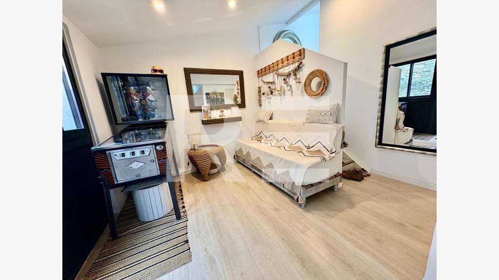 A vendre local 175m² Jean Jaurès à Nîmes