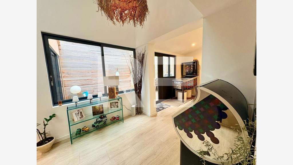 A vendre local 175m² Jean Jaurès à Nîmes