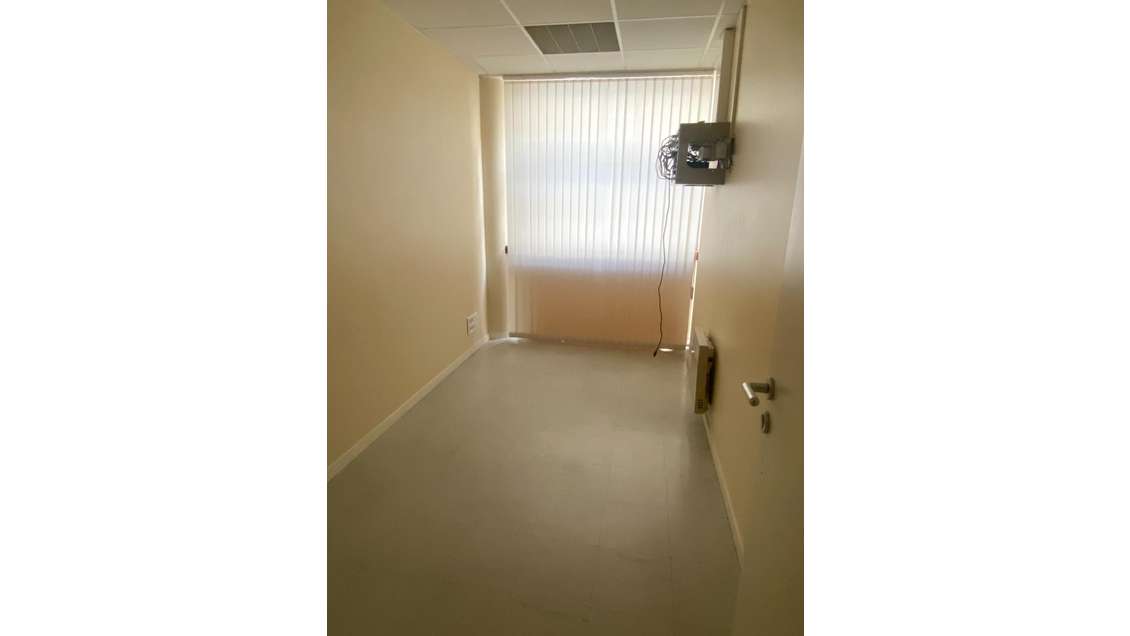 Vente bureau 215m² libre à Niort Marcel Paul