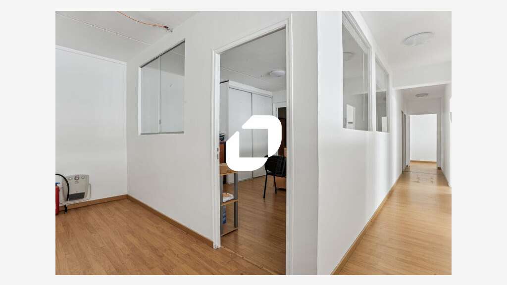 Vente Bureaux 102m² Noisiel